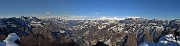 59 Vista panoramica verso la Val Brembana da S. Pellegrino e verso le Orobie 